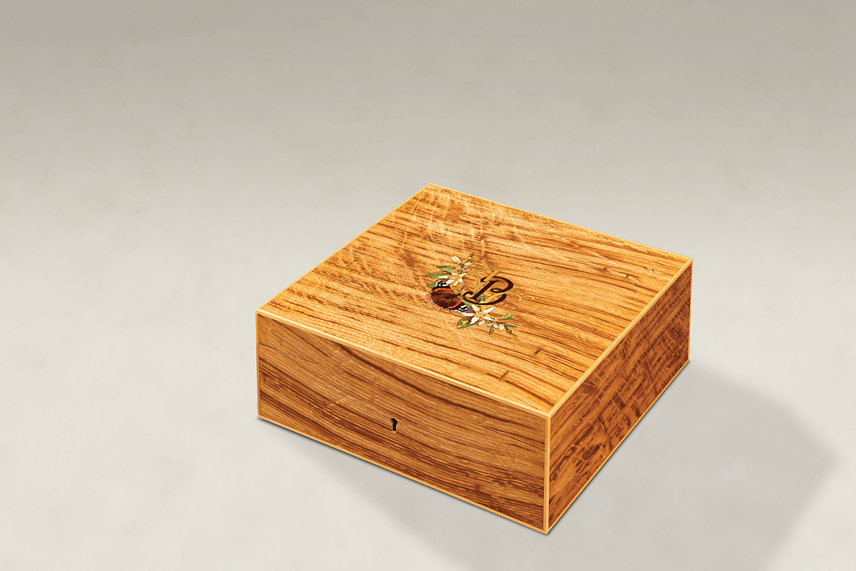 Distinguish Your Tiger Oak Memory Boxes - Medium